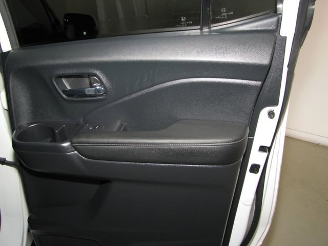 Certified Used 2023 Platinum White Pearl Honda RTL-E image 20