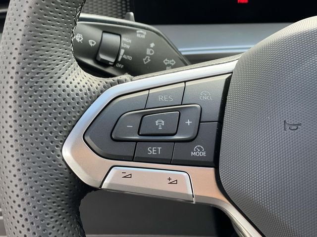 New 2026 White/off-white Volkswagen 2.0T SEL R-Line Turbo image 8