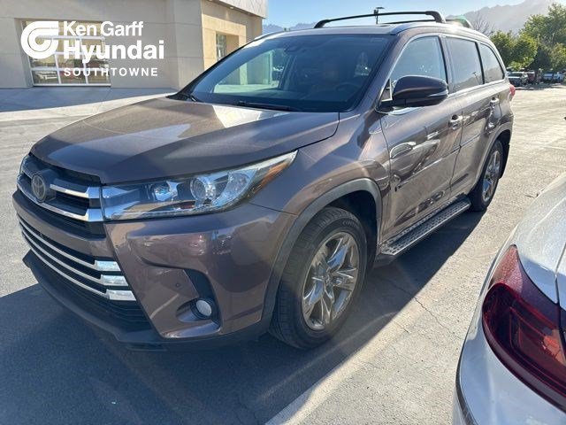 2018 Toyota Highlander Limited Platinum 4x4 V6's photo
