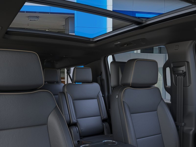 2026 Chevrolet Suburban Premier - Photo 24