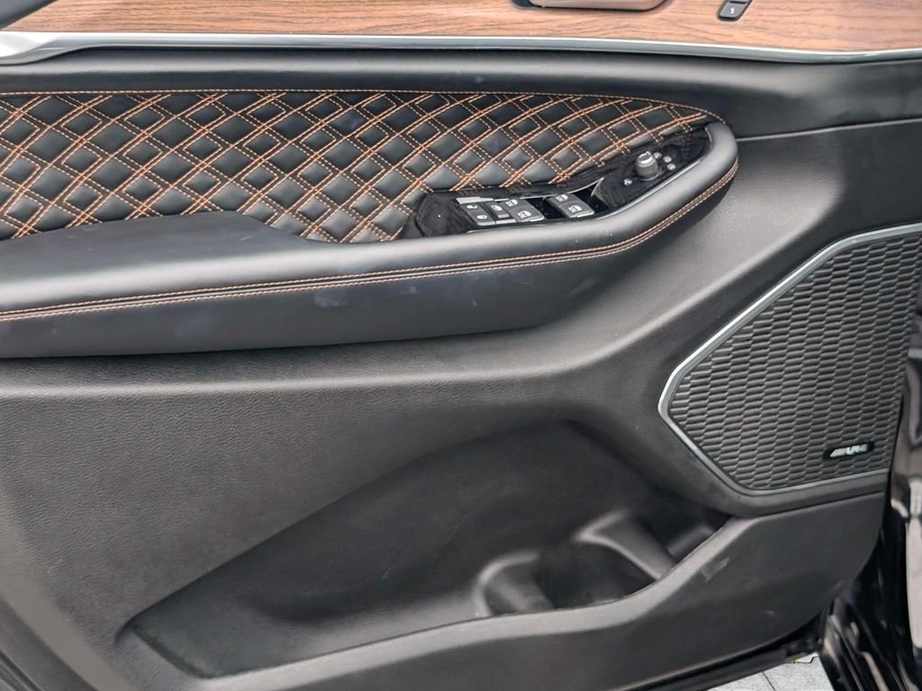 2023 Jeep Grand Cherokee Summit - Photo 13