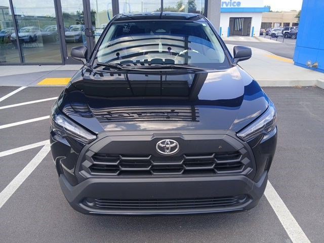 Used 2026 Jet Black Toyota L image 2