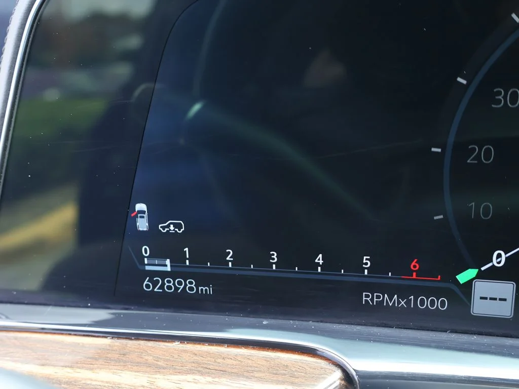 Used 2021 Black Cadillac Premium Luxury image 47