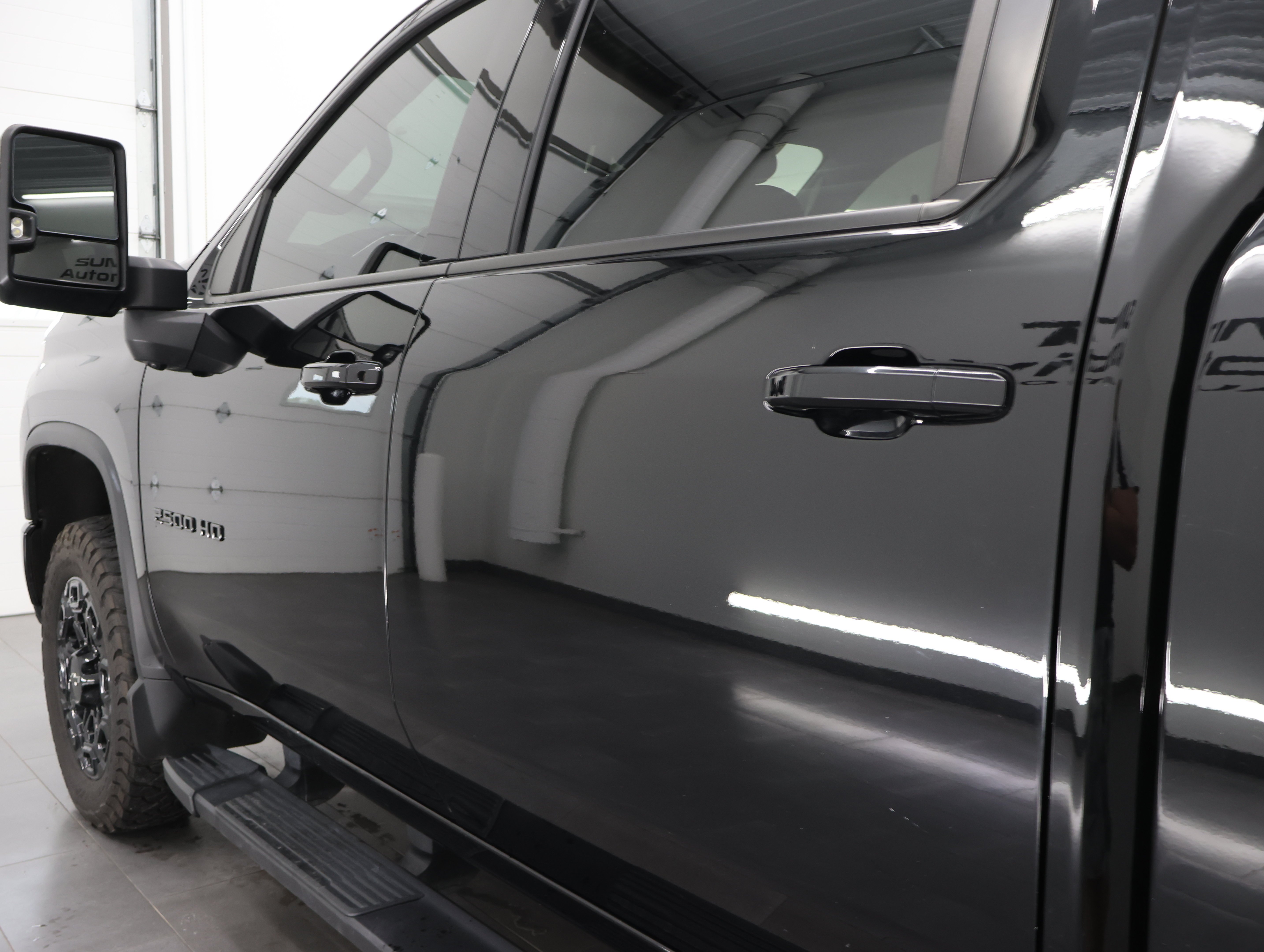 Used 2024 Black Chevrolet 4x4 Crew Cab LTZ Z71: CREW-SHORT-LTZ-MIDNIGHT-CONVENIENCE II-DIESEL-1 OWNER image 39