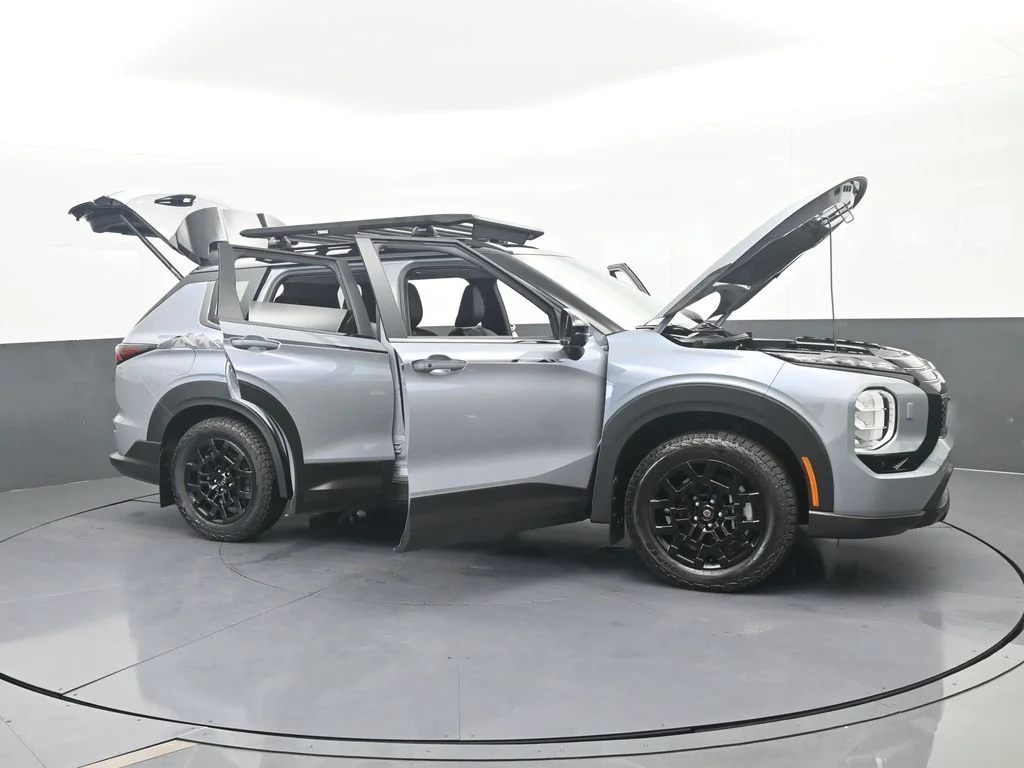 2025 Mitsubishi Outlander Trail Edition - Photo 87