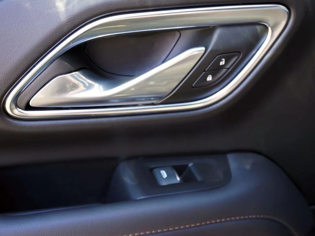 2024 Chevrolet Suburban High Country - Photo 35