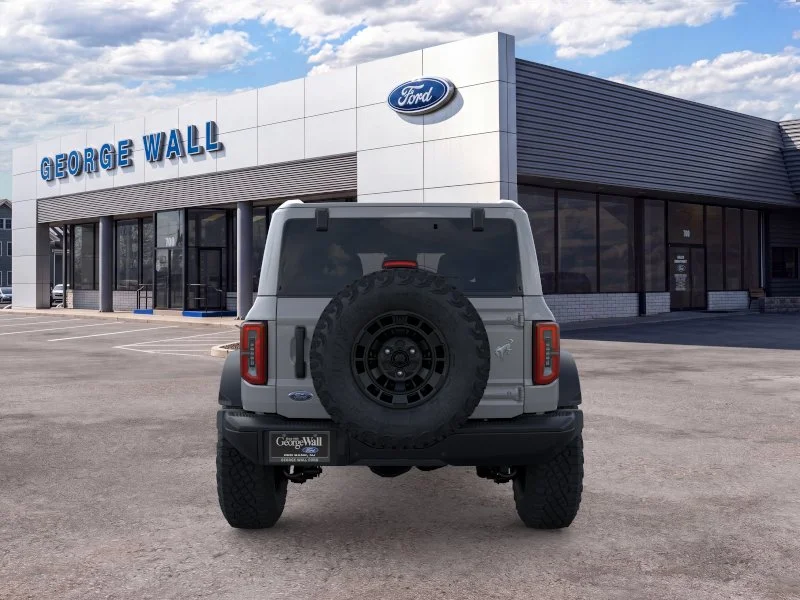 New 2026 Avalanche Gray Ford Badlands® image 30