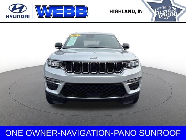 Used 2025 Silver Jeep Limited image 3