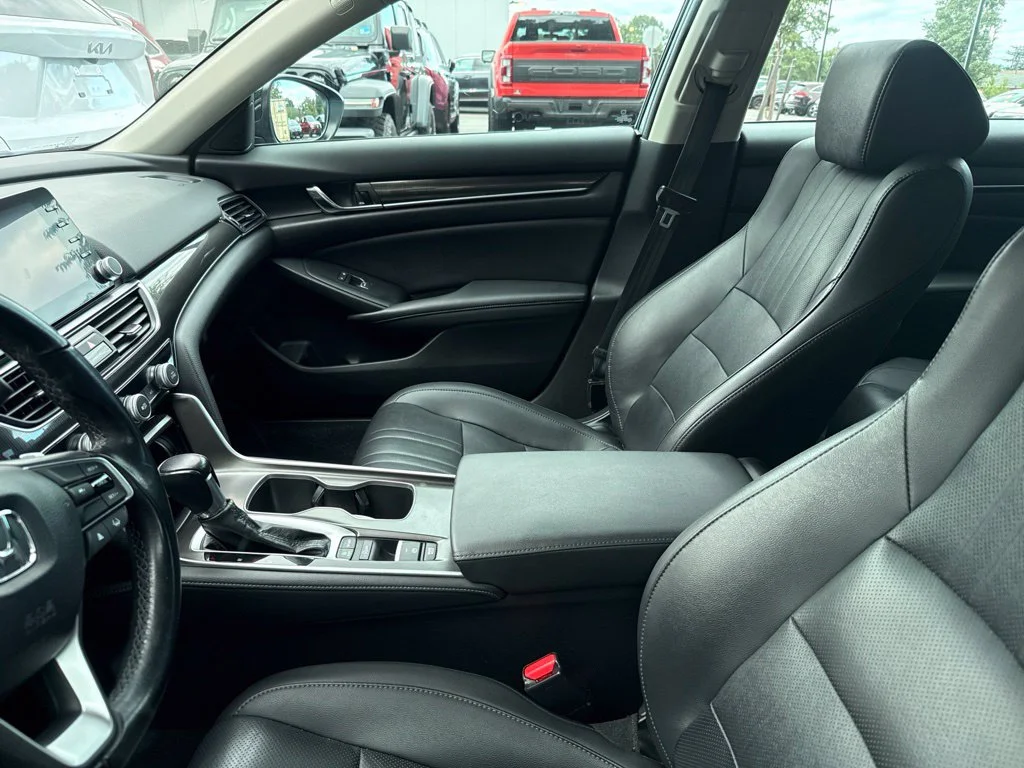 Used 2021 Gray Honda Sport Special Edition image 9