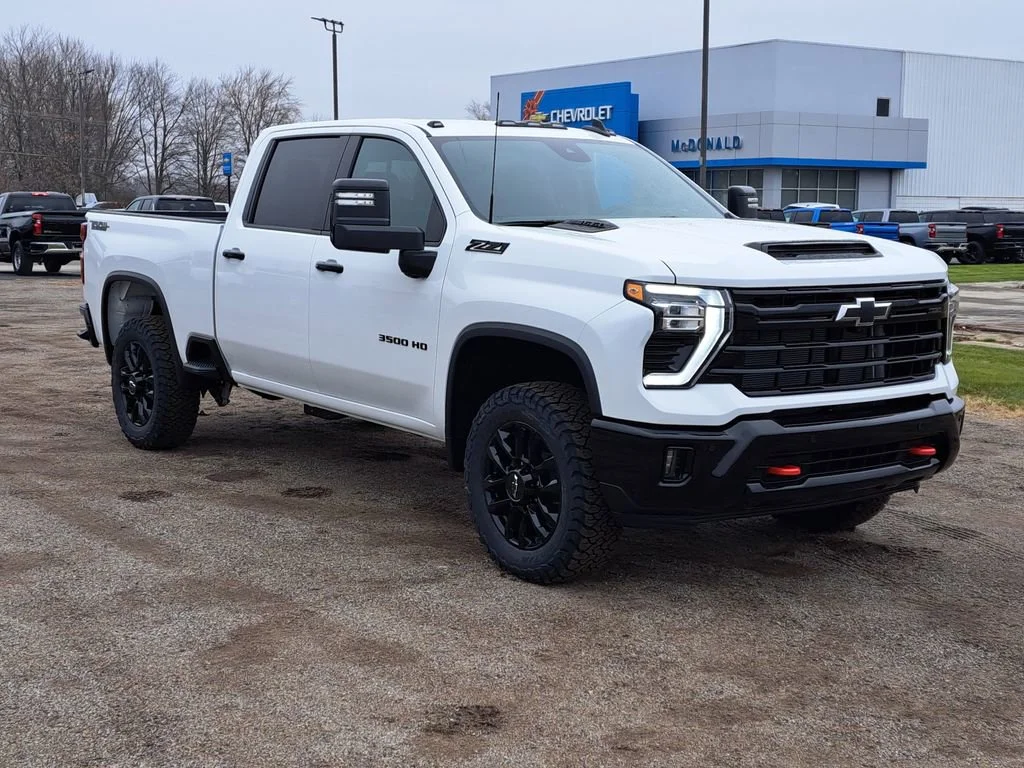 2026 Chevrolet Silverado 3500 HD LT - Photo 2