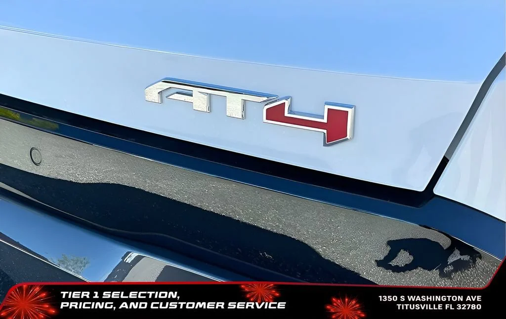 New 2026 Summit White GMC AT4 image 44