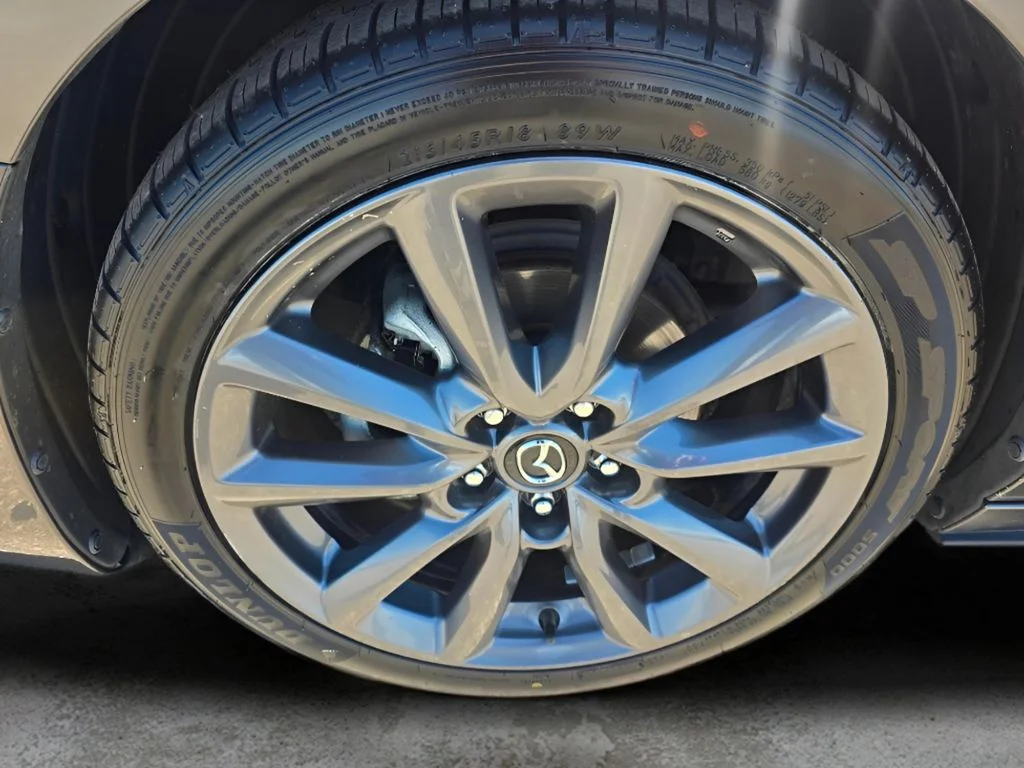 Used 2021 Machine Gray Metallic Mazda Select image 12