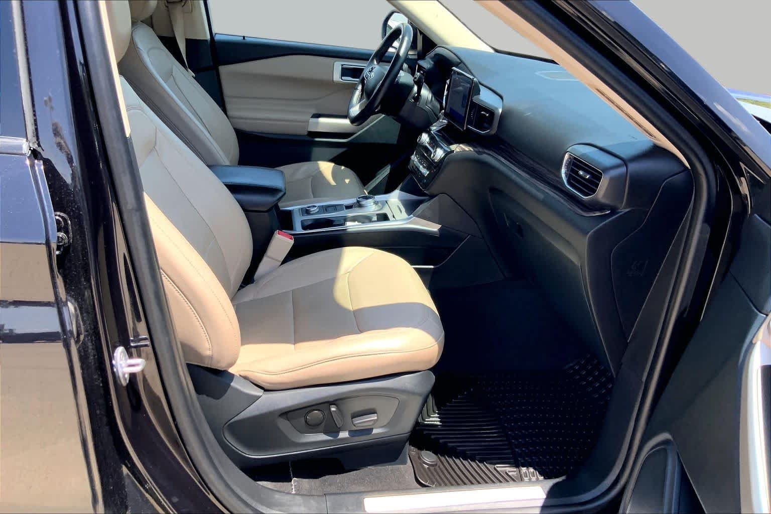 2023 Ford Explorer Limited - Photo 9