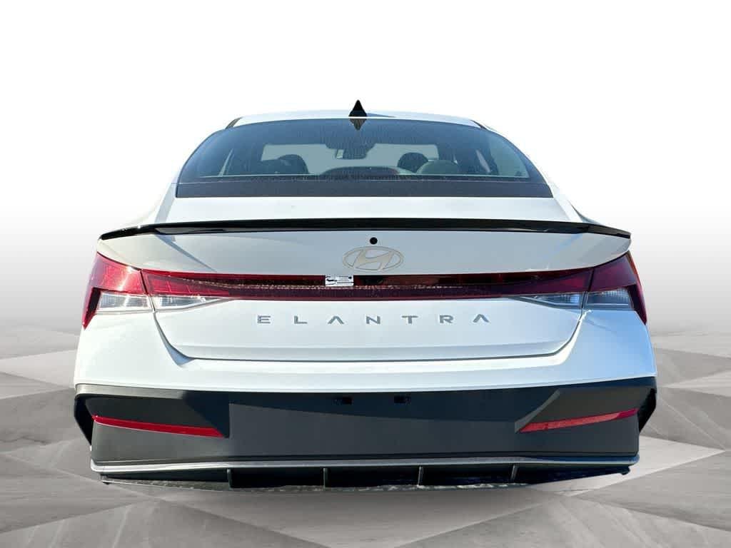 New 2026 Serenity White Hyundai SEL Sport image 7