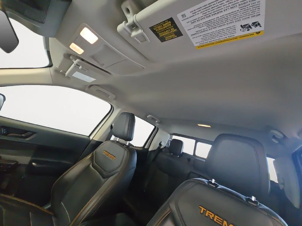 Used 2024 White Ford Lariat image 17