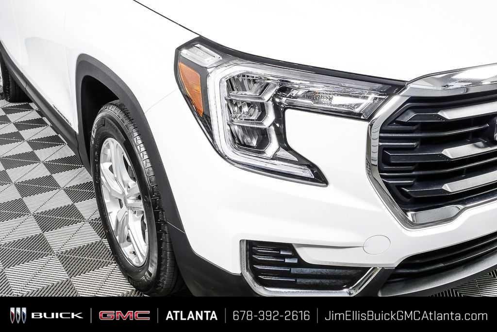 Certified Used 2024 Summit White GMC SLE image 33