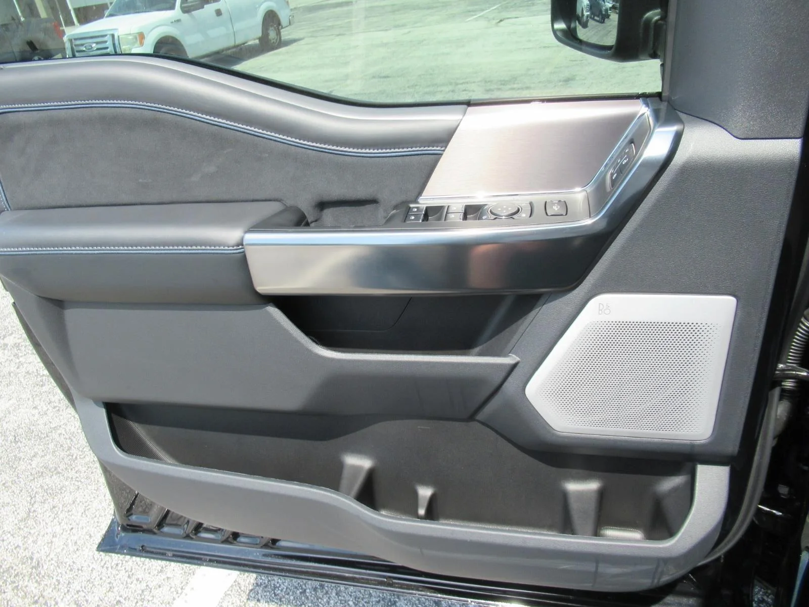New 2026 Agate Black Metallic Ford F-350® Platinum® image 22