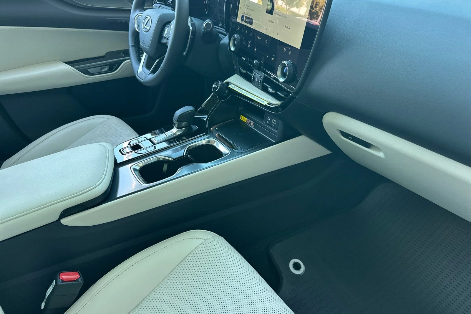 2026 Lexus NX 350 Luxury - Photo 13