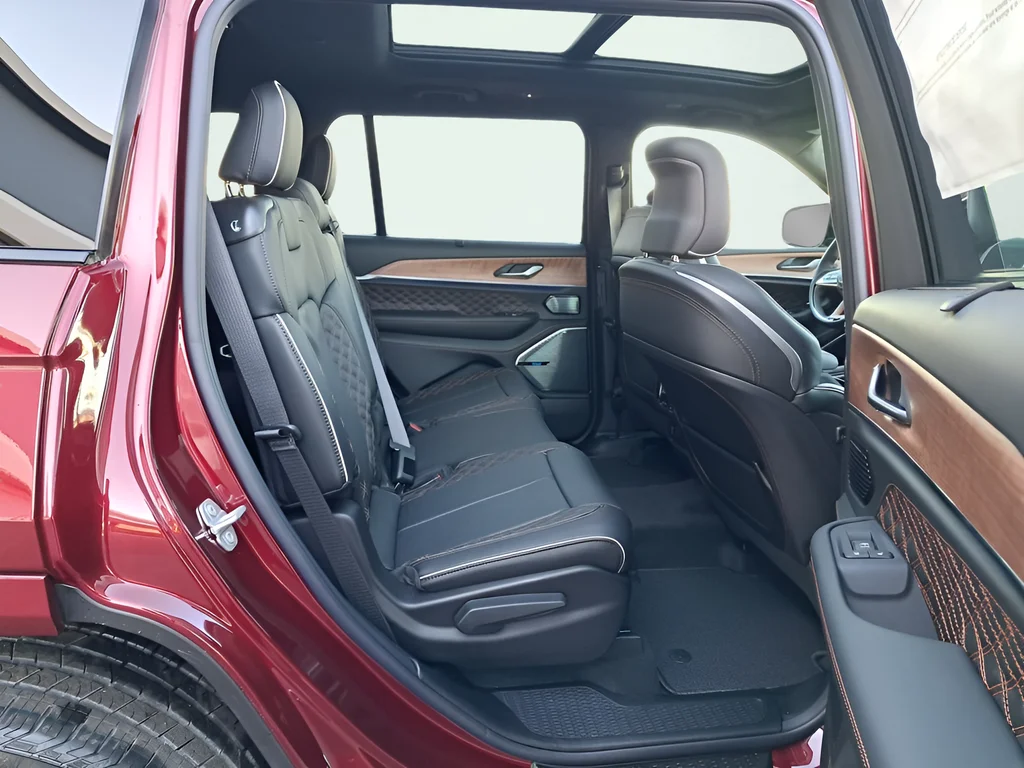 New 2025 Velvet Red Pearl-Coat Exterior Paint Jeep Summit image 14