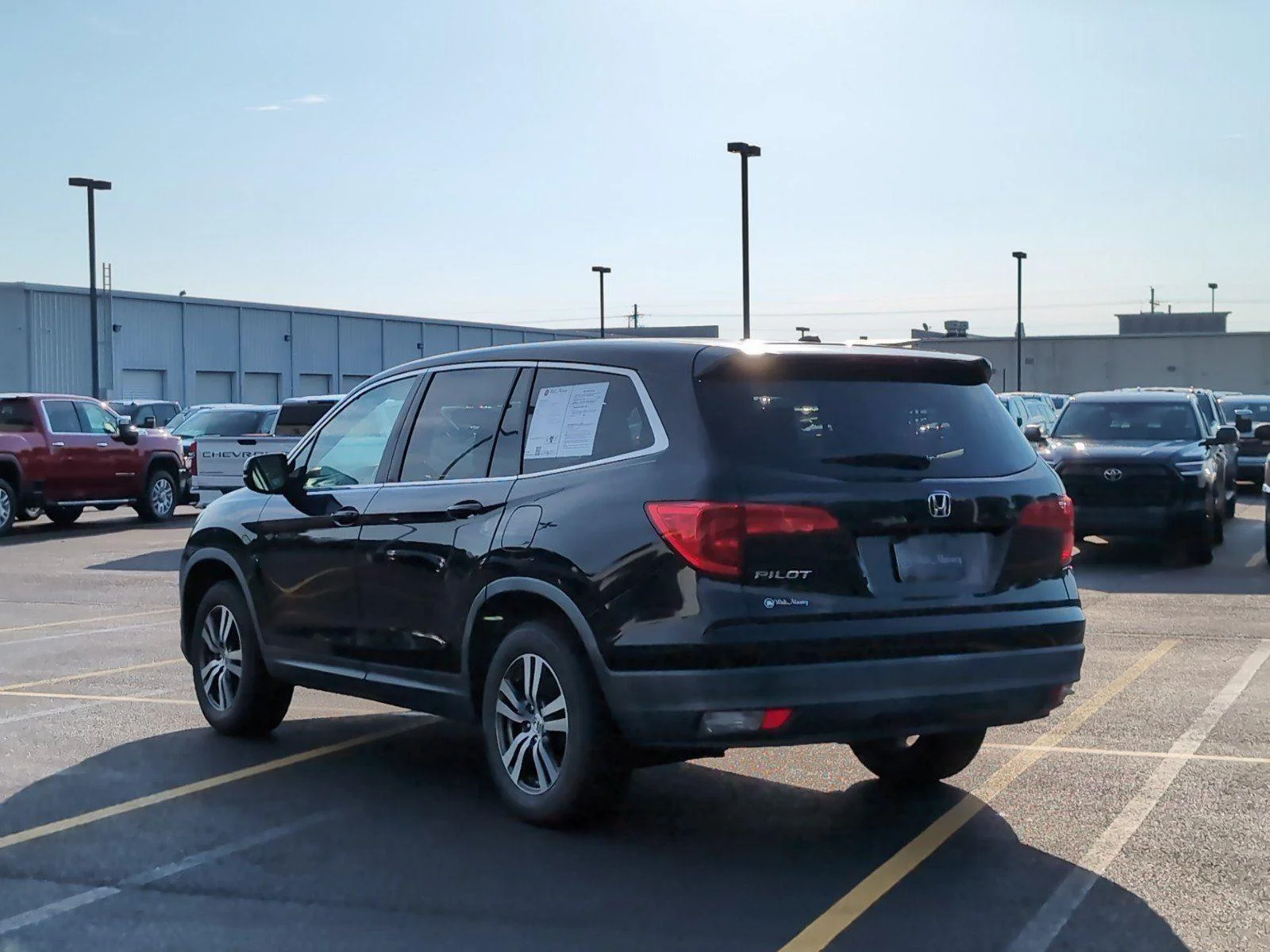 Used 2018 Crystal Black Pearl Honda EX-L image 3