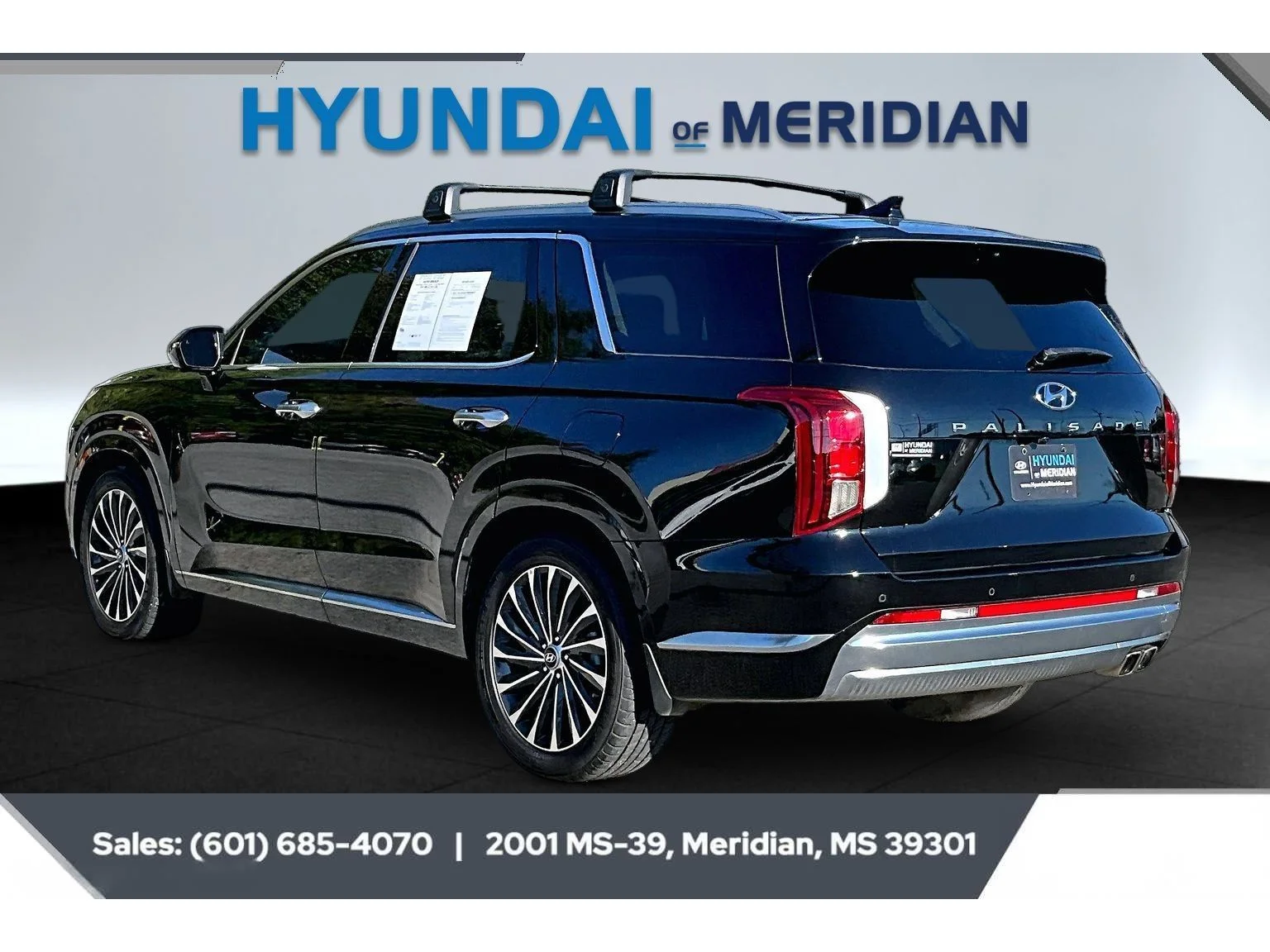 Used 2023 Abyss Black Pearl Hyundai Calligraphy image 2