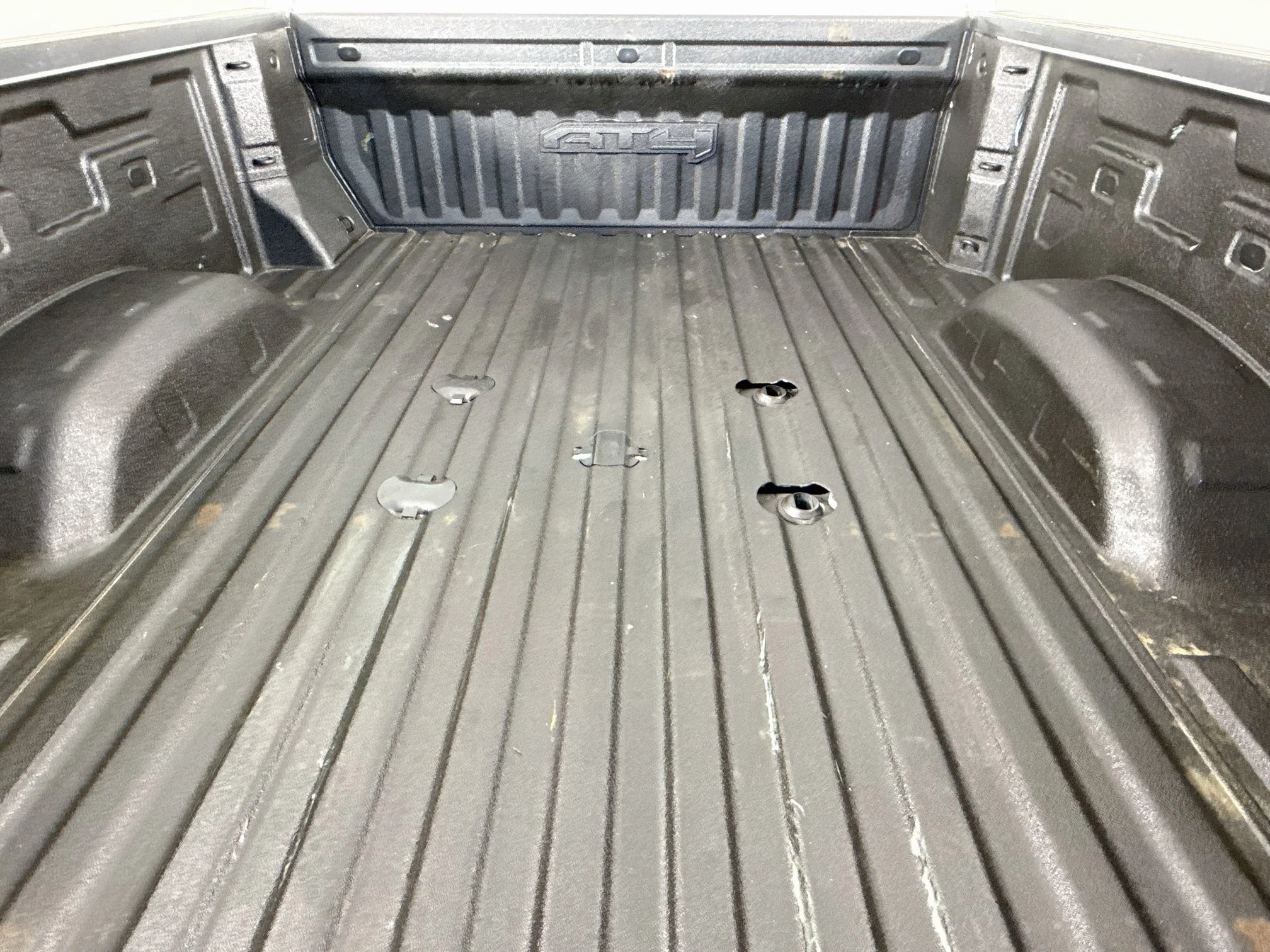 Used 2023 SUMMIT WHITE GMC AT4 image 29