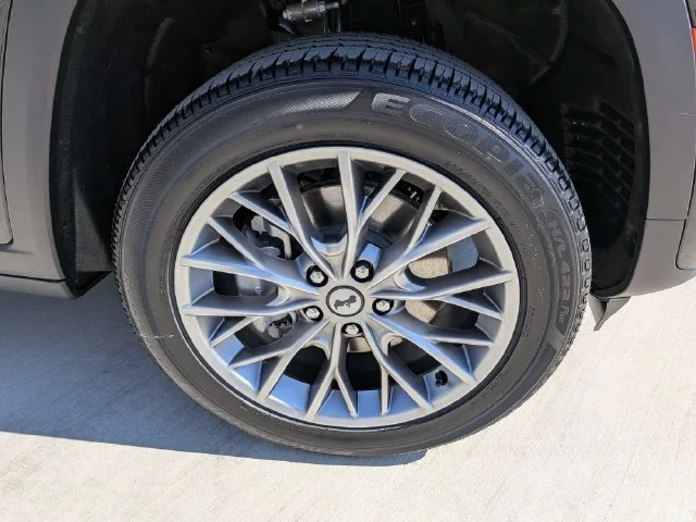 New 2027 Black Jeep Limited image 8