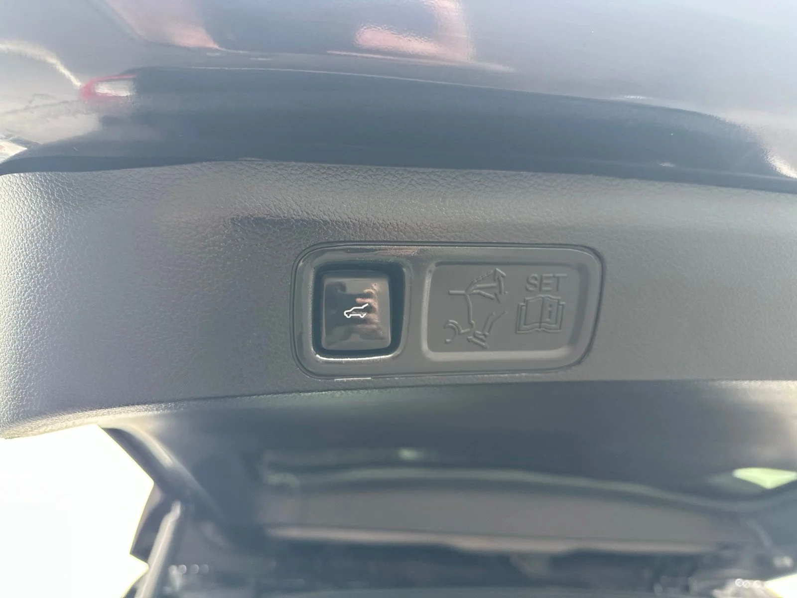 Used 2021 Brown Ford Platinum image 39