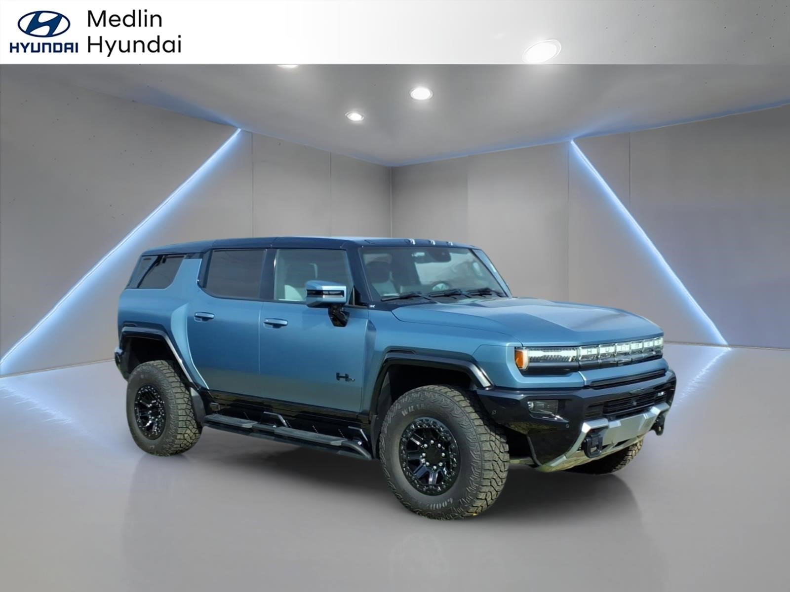 2024 GMC Hummer EV 3X SUV's photo