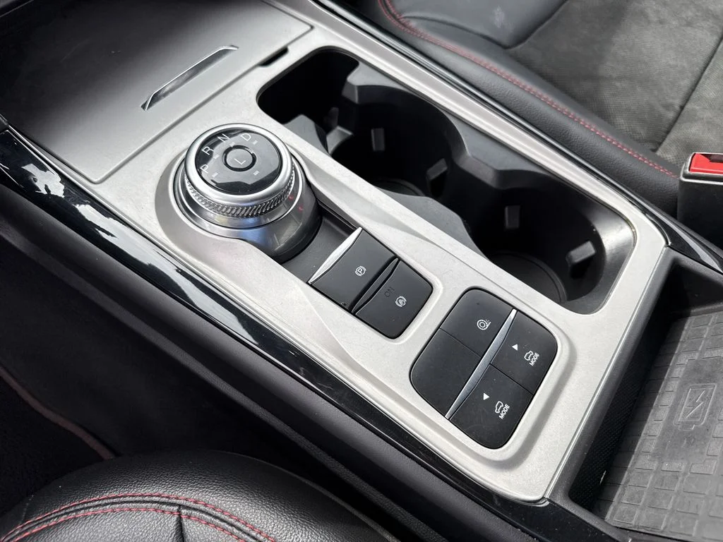 Used 2023 Gray Ford ST-Line image 30