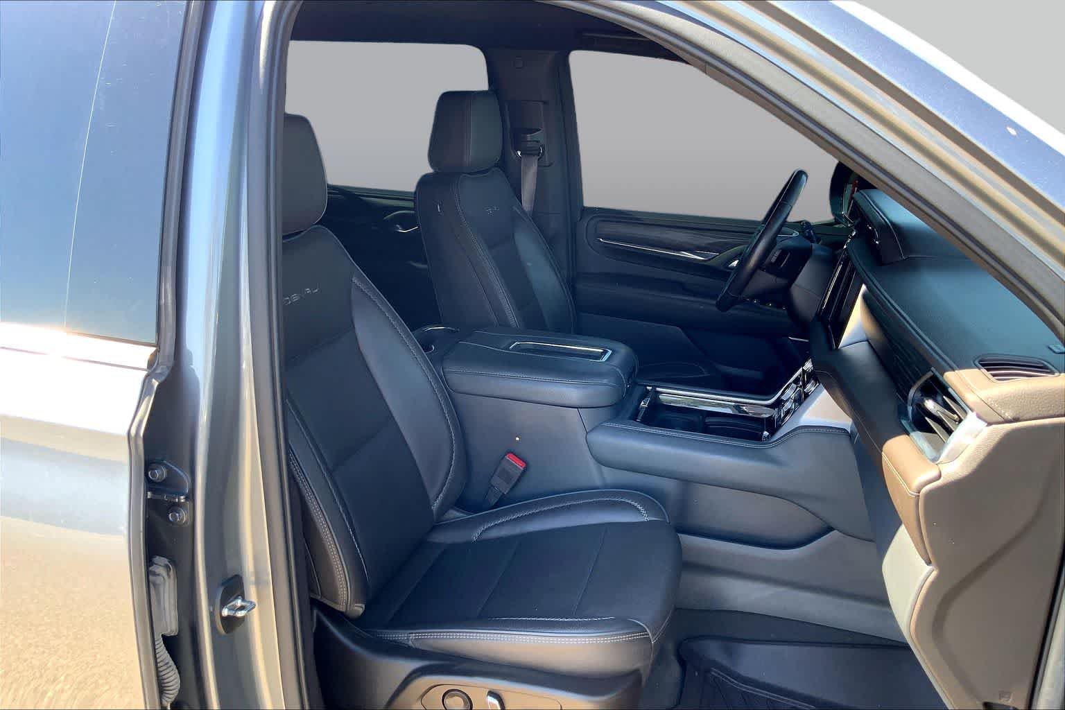 Used 2022 Satin Steel Metallic GMC Denali image 9