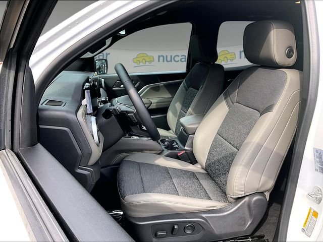 Used 2024 White Chevrolet ZR2 image 20