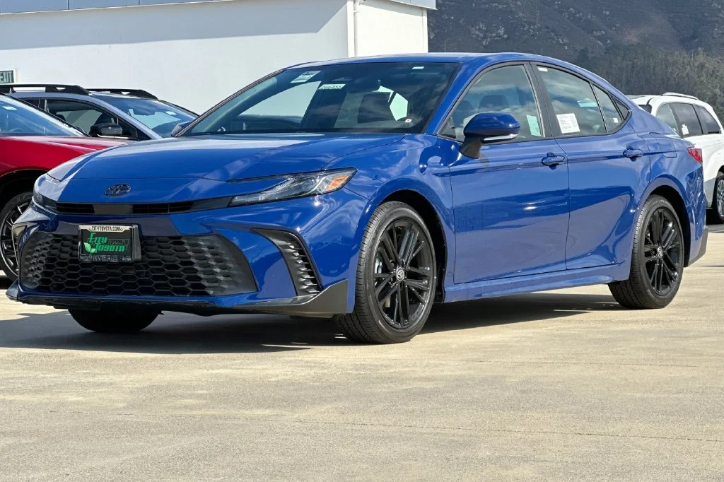New 2026 Reservoir Blue Toyota  SE image 8