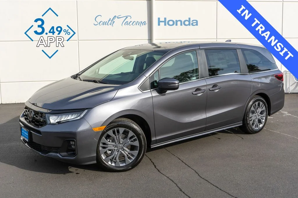 2026 Honda Odyssey Touring's photo