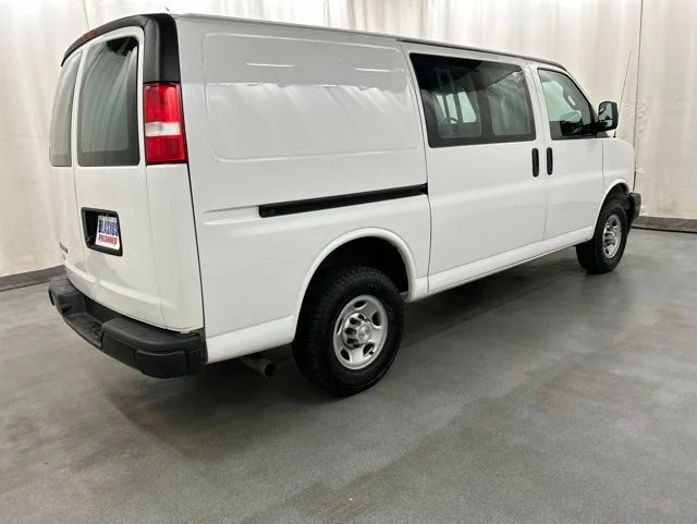 Used 2022 White Chevrolet Work Van image 4