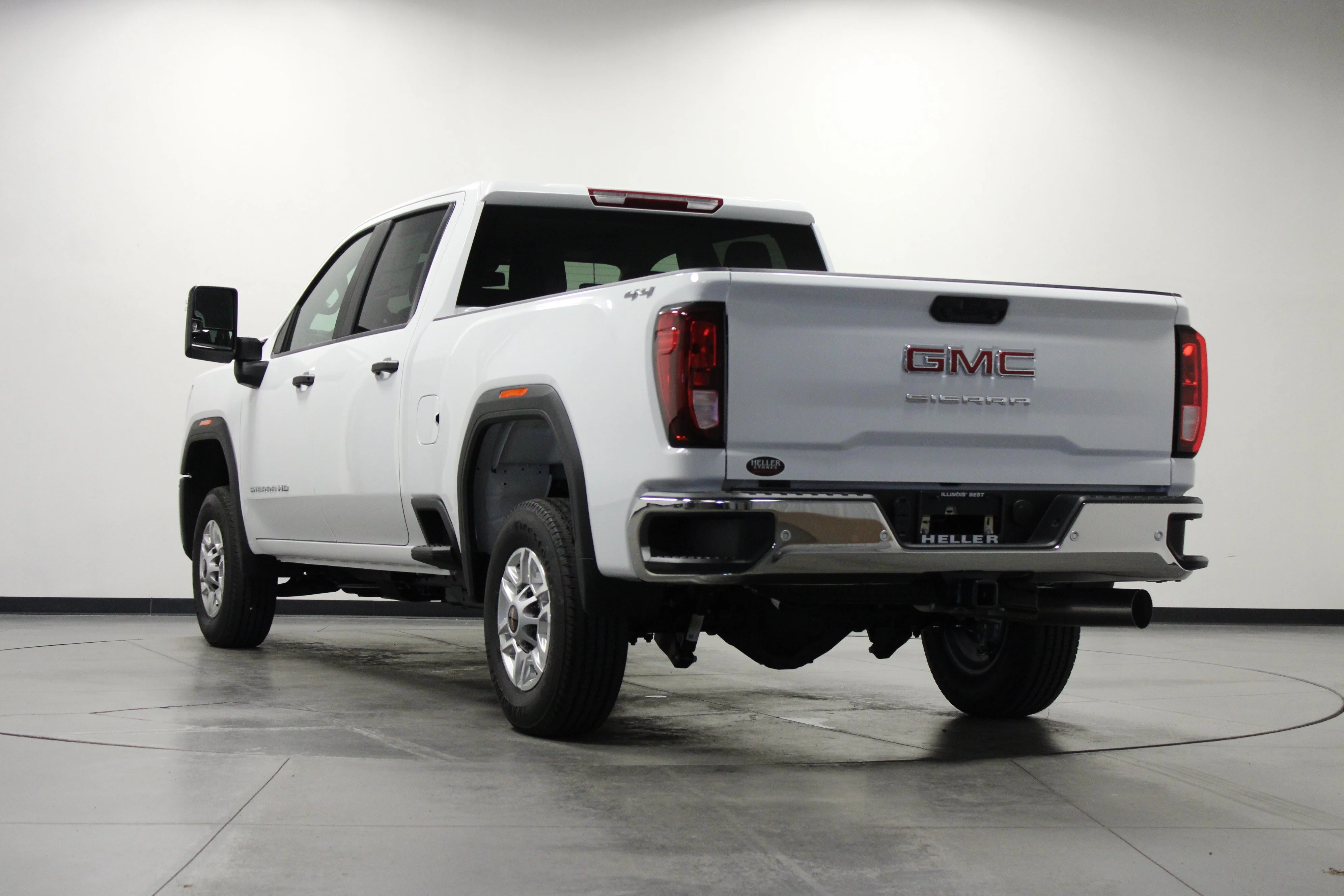 New 2026 Summit White GMC Pro image 6