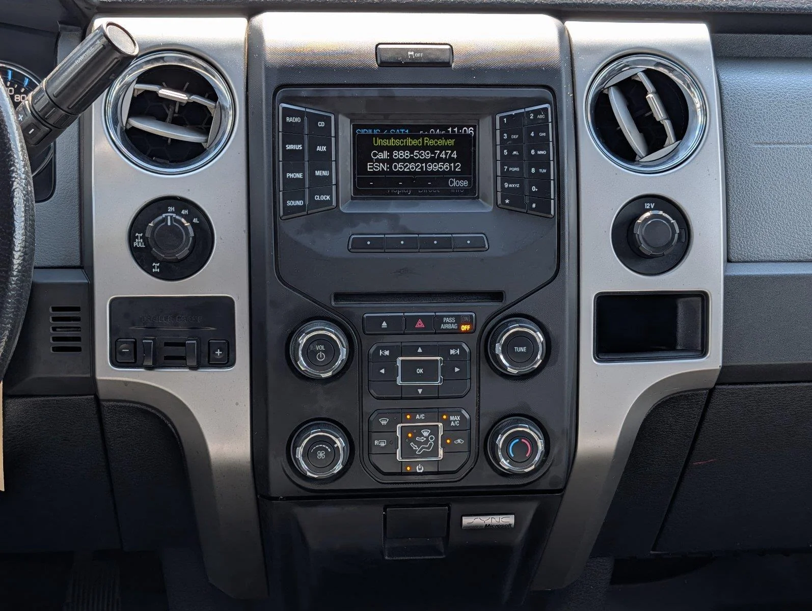 Used 2013 Ingot Silver Metallic Ford XLT image 28