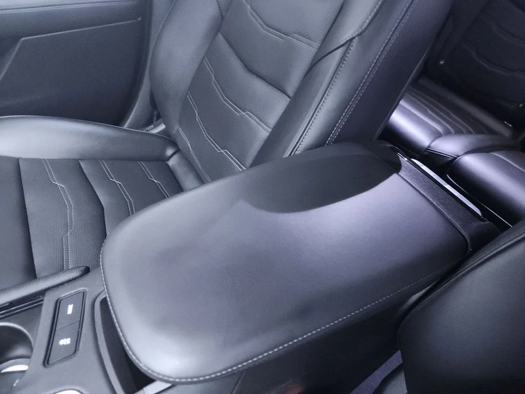 Used 2024 Black Cadillac Sport image 21
