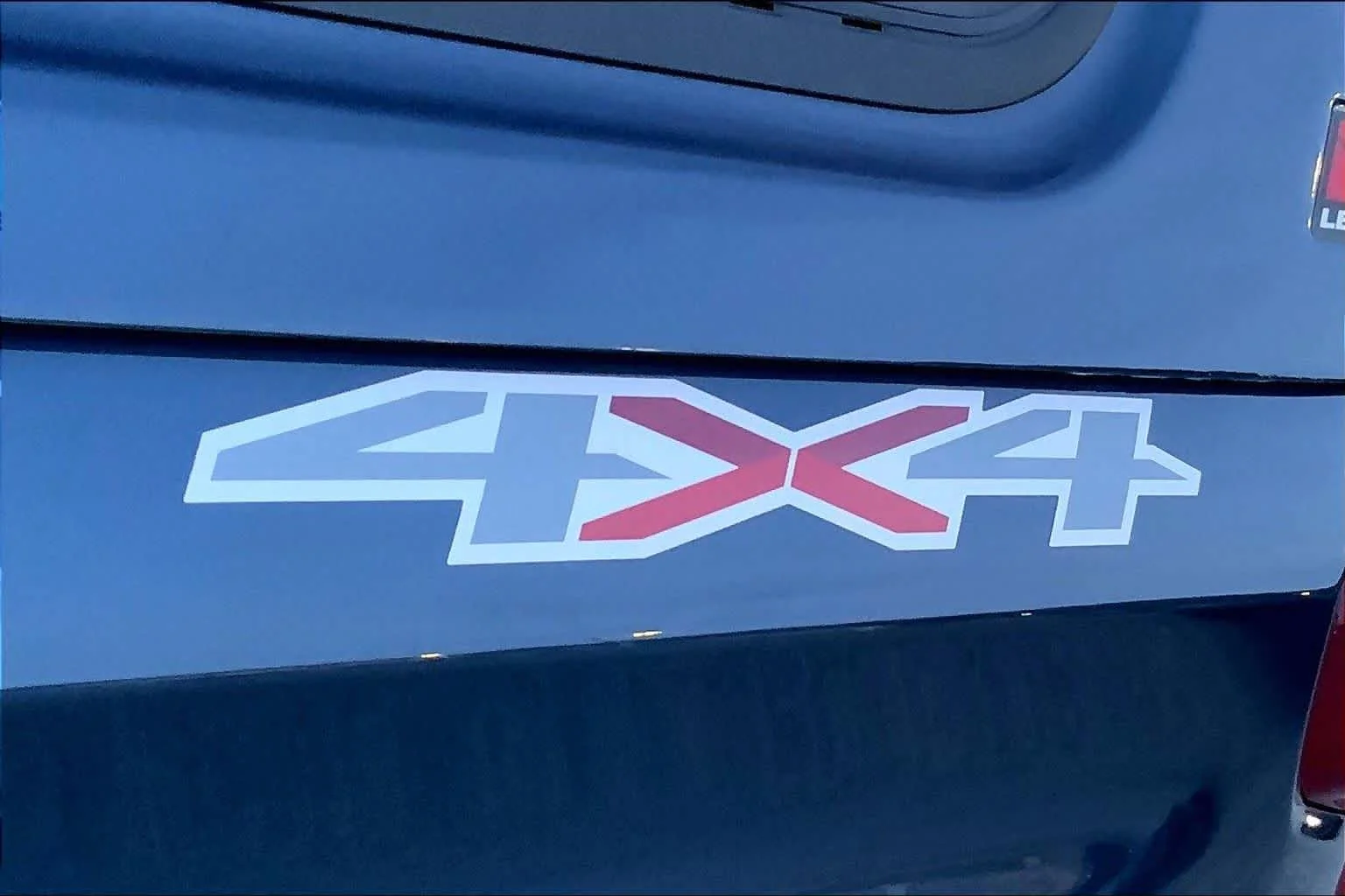 Used 2019 Northsky Blue Metallic Chevrolet RST image 28
