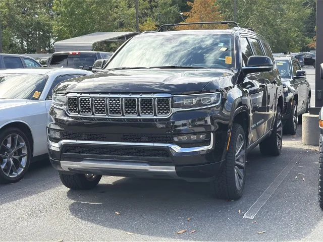 Used 2023 Black Jeep Series II image 2