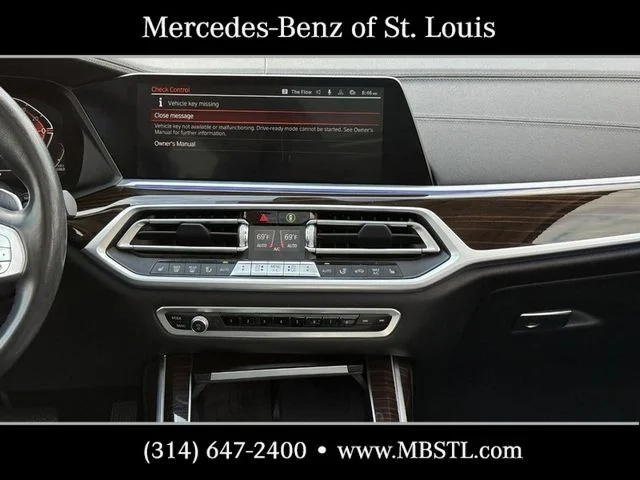 Used 2021 Black BMW xDrive40i image 15