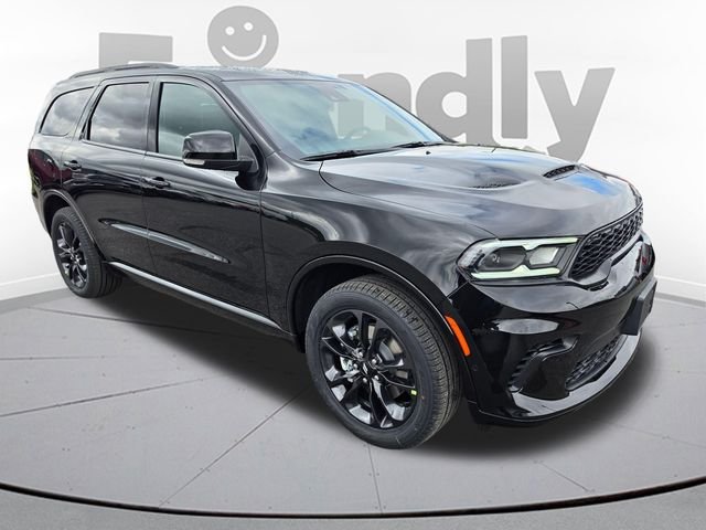New 2026 Diamond Black Clear-Coat Exterior Paint Dodge GT Plus image 3
