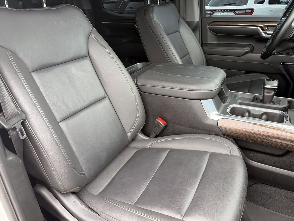 Used 2024 White Chevrolet RST image 13