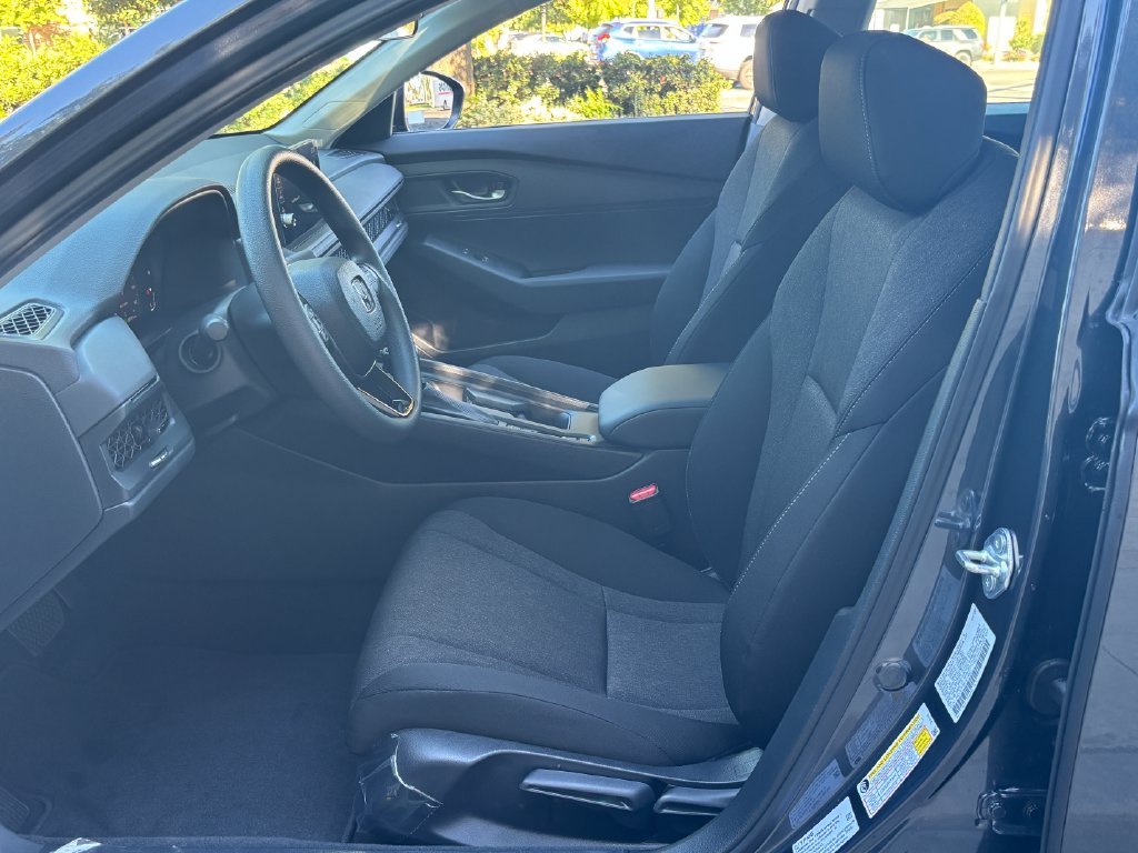 New 2026 Meteorite Gray Metallic Honda LX image 9