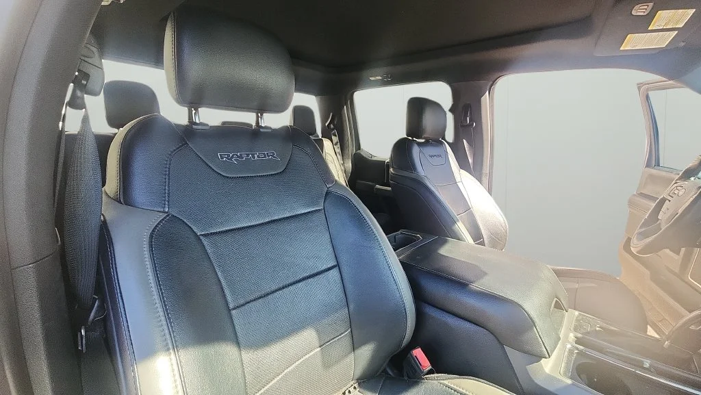 Used 2018  Ford Raptor image 10