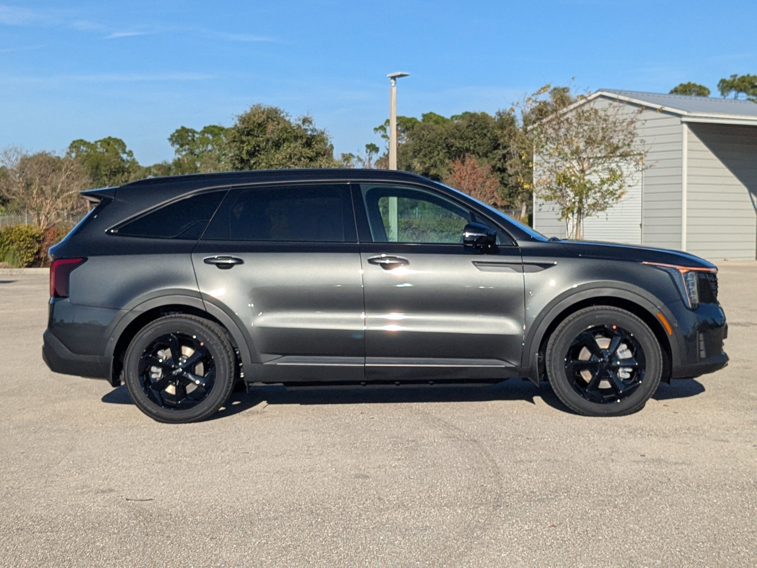 New 2026 Interstellar Gray Kia X-Line SX Prestige AWD image 4