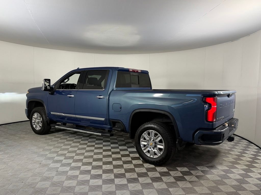 2024 Chevrolet Silverado 3500HD High Country - Photo 10