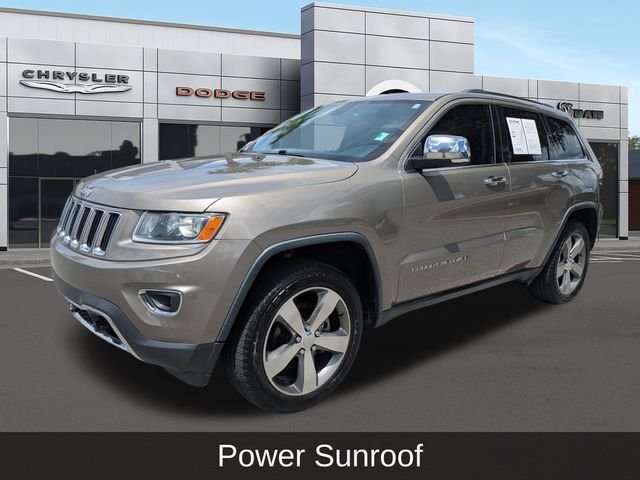 Used 2016 Beige Jeep Limited image 9