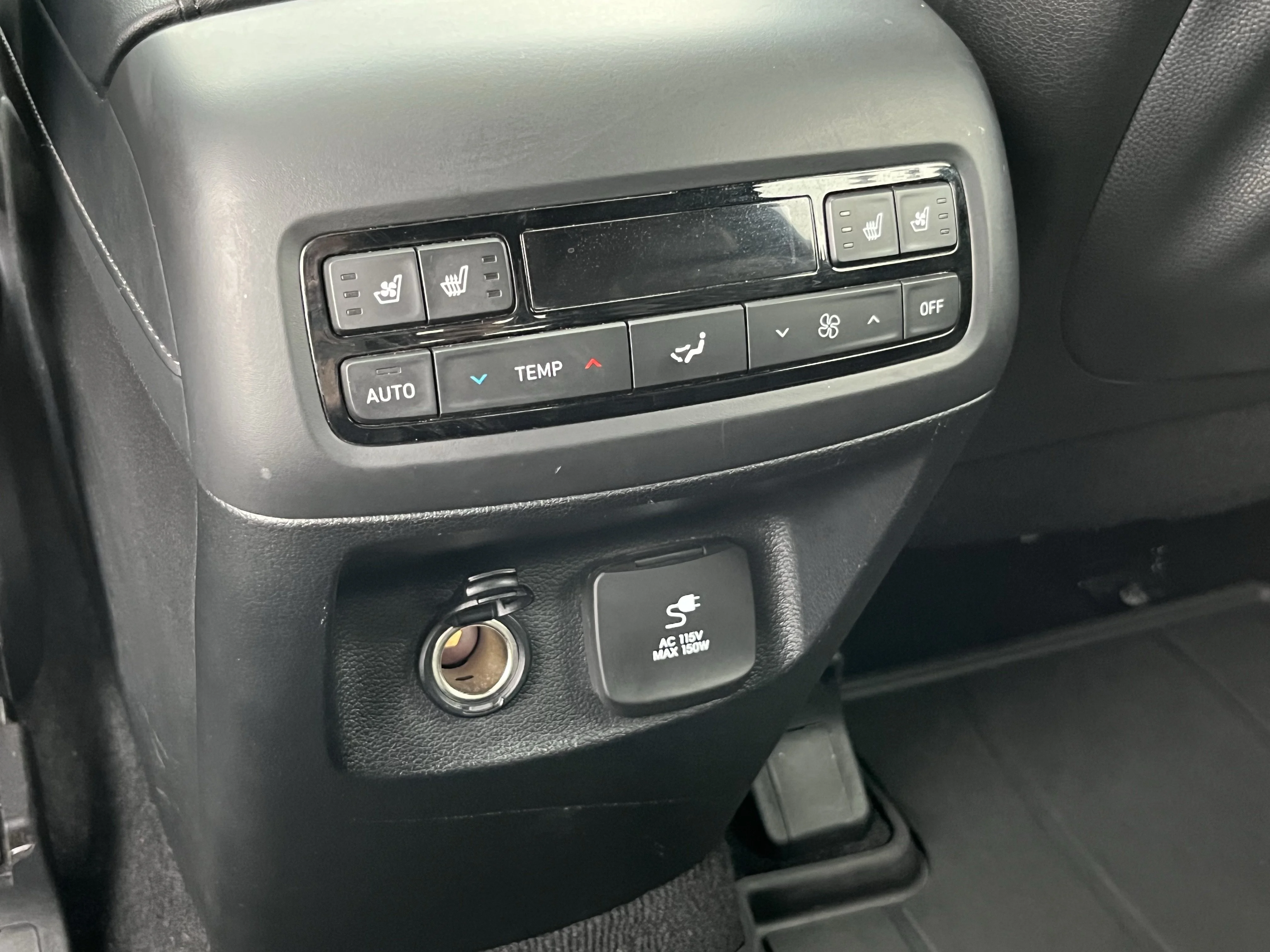 Used 2021 White Hyundai Calligraphy image 21