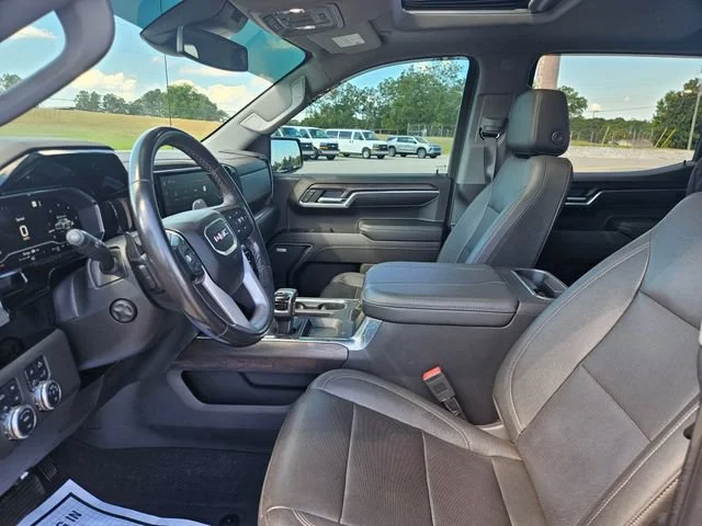 Used 2023 TITANIUM RUSH METALLIC GMC SLT image 9